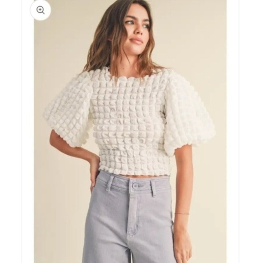 MIOU MUSE Texture Fabric Balloon Sleeve Blouse size small S WHITE